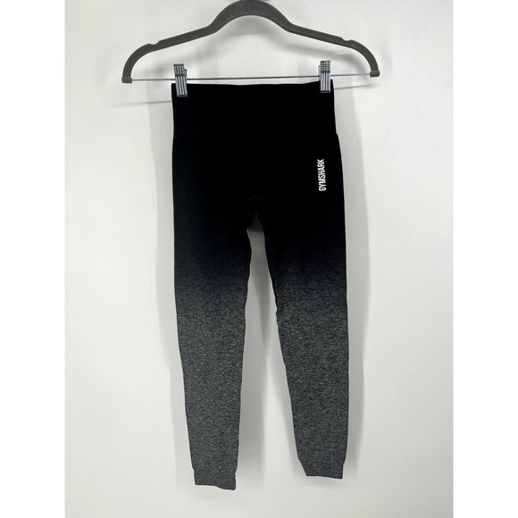 Gymshark Pants - GymShark adapt ombre black leggings